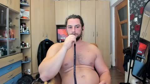 Snapshot of michaelragnar90 chatting on 07-29-26, 06:11 michaelragnar90 online show from 07-29-26, 06:11