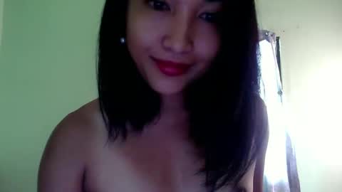 My name is Kel 18. 53 short and petite... online show from 12-06-24, 03:52