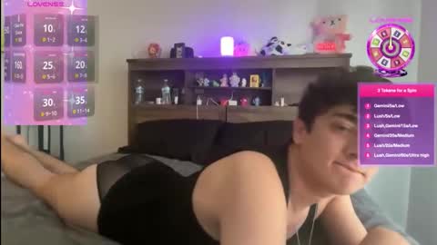 michaeltorrexx696378 online show from 02-11-26, 04:12