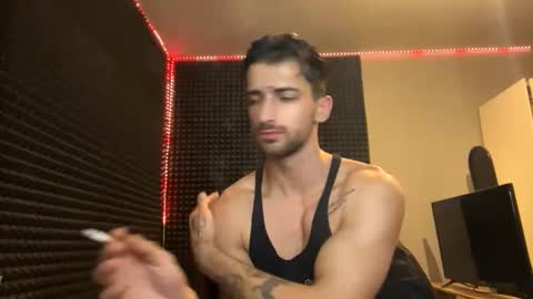 Snapshot of michelemagnetico chatting on 10-20-25, 08:53 michelemagnetico online show from 10-20-25, 08:53