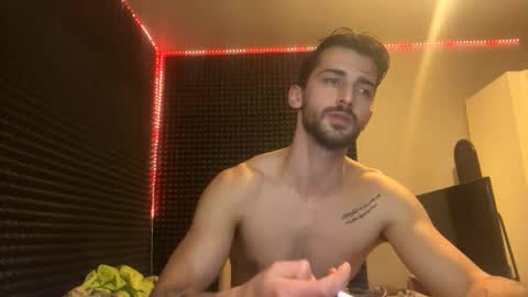 Snapshot of michelemagnetico chatting on 10-30-25, 09:59 michelemagnetico online show from 10-30-25, 09:59