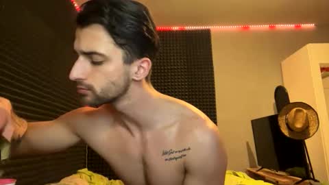 Snapshot of michelemagnetico chatting on 11-03-25, 10:53 michelemagnetico online show from 11-03-25, 10:53