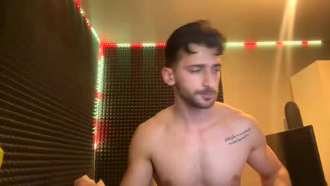 Snapshot of michelemagnetico chatting on 11-09-25, 10:41 michelemagnetico online show from 11-09-25, 10:41