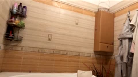 Snapshot of michelemagnetico chatting on 11-28-25, 11:07 michelemagnetico online show from 11-28-25, 11:07