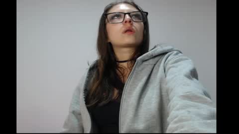 Snapshot of michell_bunny1 chatting on 05-23-26, 04:29 Michell online show from 05-23-26, 04:29