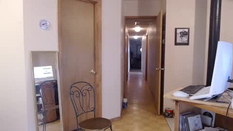 Michelle online show from 02-20-25, 06:24