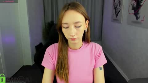 Michelle online show from 10-28-25, 01:42