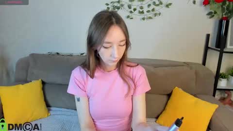 Michelle online show from 11-02-25, 01:19