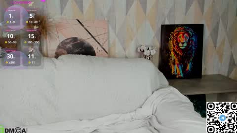 Snapshot of michelle_blond chatting on 09-10-25, 08:14 michelle_blond online show from 09-10-25, 08:14