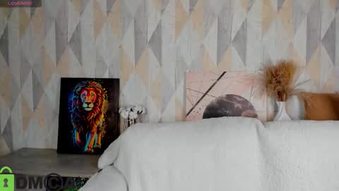 Snapshot of michelle_blond chatting on 09-12-25, 08:14 michelle_blond online show from 09-12-25, 08:14