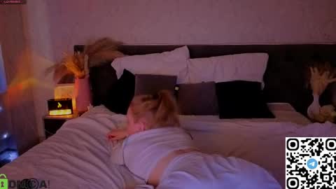 michelle_blond online show from 04-28-26, 02:38