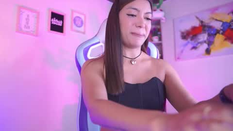 Snapshot of michelle_chang chatting on 11-20-25, 06:29 michelle chang online show from 11-20-25, 06:29