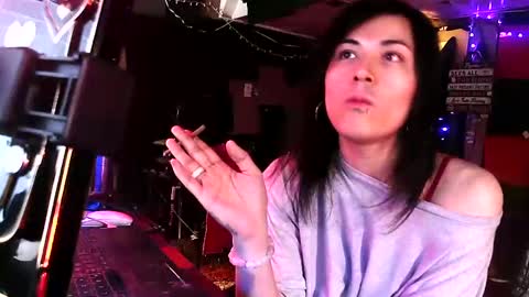 Snapshot of michelle_flowers chatting on 09-09-25, 03:17 michelle_flowers online show from 09-09-25, 03:17