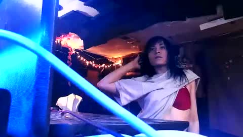 Snapshot of michelle_flowers chatting on 11-04-25, 04:22 michelle_flowers online show from 11-04-25, 04:22