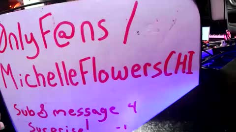 Snapshot of michelle_flowers chatting on 12-01-25, 06:02 michelle_flowers online show from 12-01-25, 06:02