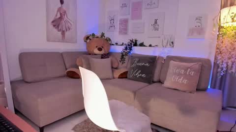 Snapshot of michelle_se chatting on 12-29-24, 12:20 Michelle online show from 12-29-24, 12:20