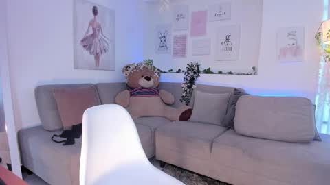 Snapshot of michelle_se chatting on 01-20-25, 06:53 Michelle online show from 01-20-25, 06:53