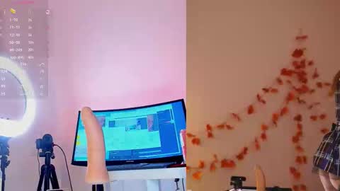 Michelle online show from 10-22-25, 12:27