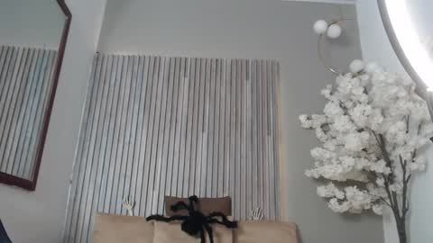 Michelle online show from 10-12-25, 01:10