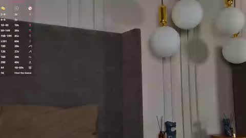 michelle online show from 10-10-25, 04:39