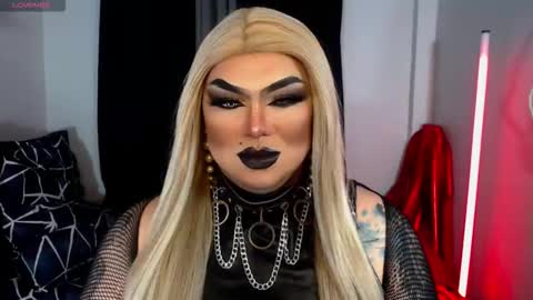 Snapshot of michellevixen921 chatting on 11-27-25, 12:35 Michelle online show from 11-27-25, 12:35