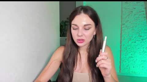 Michellee online show from 11-15-25, 03:52