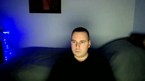 Snapshot of micic3 chatting on 01-01-25, 12:11 micic3 online show from 01-01-25, 12:11