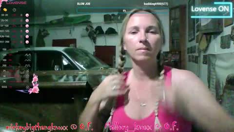 Snapshot of mickey85knoxx chatting on 11-23-25, 03:39 mickey85knoxx online show from 11-23-25, 03:39