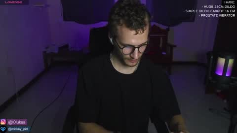 Mickey online show from 01-06-25, 01:41