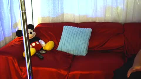 Snapshot of mickeyshyne69 chatting on 03-07-25, 11:38 Mickey online show from 03-07-25, 11:38