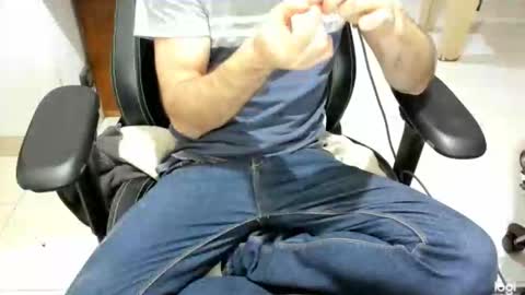 Snapshot of microfama00 chatting on 02-22-26, 10:52 microfama00 online show from 02-22-26, 10:52