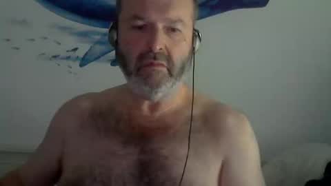 Snapshot of midhir chatting on 02-06-25, 02:58 kike online show from 02-06-25, 02:58