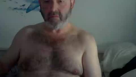 Snapshot of midhir chatting on 02-06-25, 06:02 kike online show from 02-06-25, 06:02