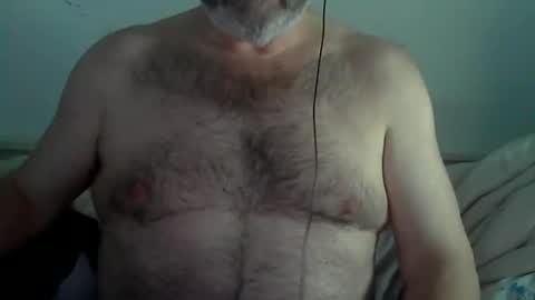 Snapshot of midhir chatting on 02-08-25, 03:21 kike online show from 02-08-25, 03:21