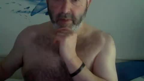 Snapshot of midhir chatting on 02-09-25, 03:56 kike online show from 02-09-25, 03:56