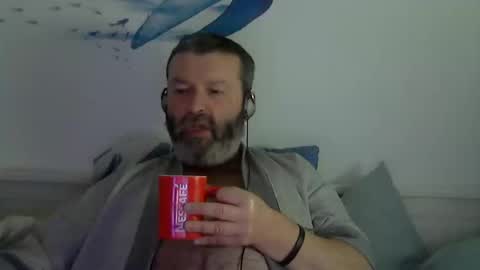 Snapshot of midhir chatting on 03-02-25, 03:27 kike online show from 03-02-25, 03:27