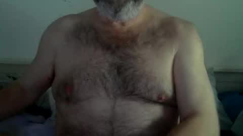 Snapshot of midhir chatting on 03-04-25, 03:15 kike online show from 03-04-25, 03:15