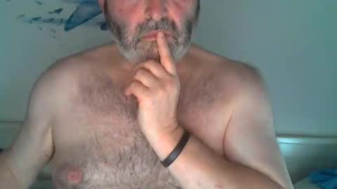 Snapshot of midhir chatting on 06-10-26, 03:33 kike online show from 06-10-26, 03:33