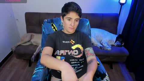 Blue online show from 01-16-25, 06:35