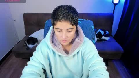 Blue online show from 01-23-25, 03:05