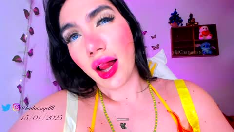 Snapshot of midnight_angell chatting on 01-16-25, 01:16 online show from 01-16-25, 01:16