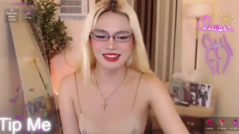 Marie Antoinette online show from 06-18-26, 10:03