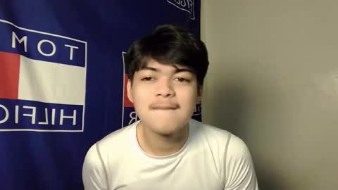 Snapshot of midnightasianboytoy chatting on 12-15-25, 02:43 JayPe online show from 12-15-25, 02:43