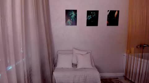 midnighteaura online show from 03-21-26, 08:19