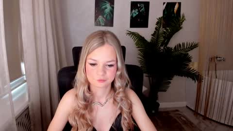 midnighteaura online show from 04-18-26, 11:25