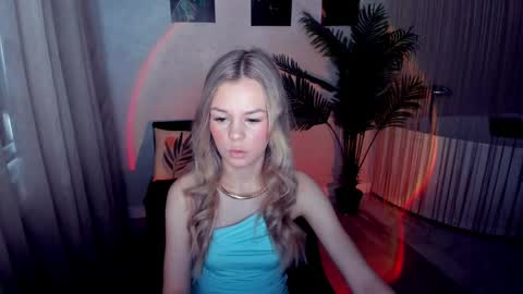 midnighteaura online show from 04-28-26, 11:26