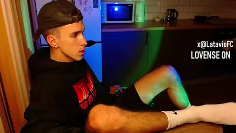 Snapshot of midnighter__ chatting on 09-25-25, 12:14 Alexey or just Alex online show from 09-25-25, 12:14