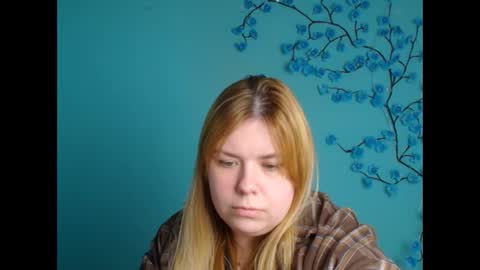 Snapshot of midnightmariana chatting on 05-11-26, 04:04 Mariana online show from 05-11-26, 04:04