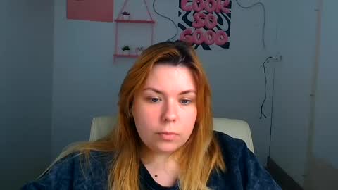 Snapshot of midnightmariana chatting on 06-16-26, 11:35 Mariana online show from 06-16-26, 11:35