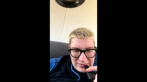 Snapshot of midnightmochi2 chatting on 04-07-26, 10:53 midnightmochi2 online show from 04-07-26, 10:53